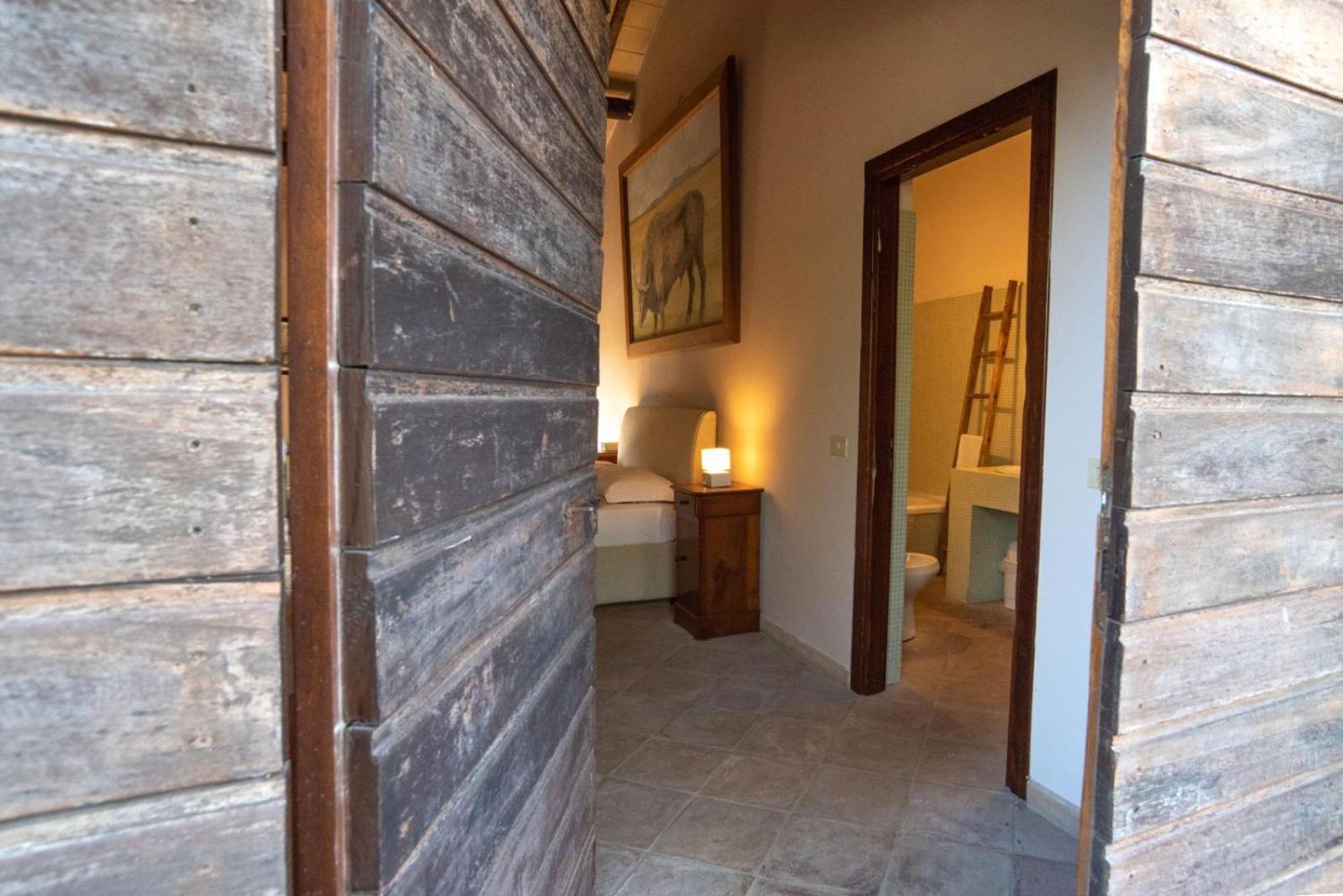 Agriturismo Cerrosughero Canino Exterior photo